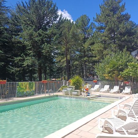 Camping La Source Sournia Kültér fotó