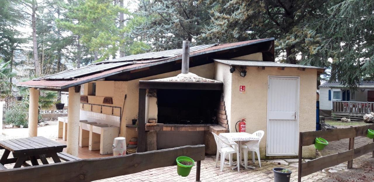 Camping La Source Sournia Kültér fotó
